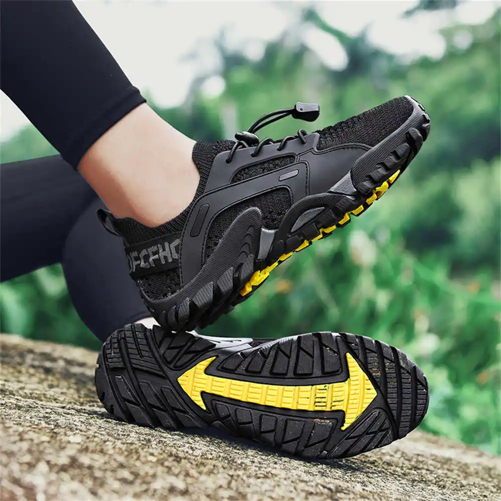 Outdoor Camping Light Ideas - Sepatu bot Hiking Pria, sneaker olahraga
